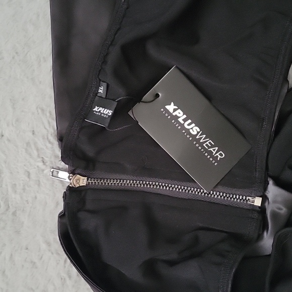 Plus, Bow crop top - Picture 5 of 6